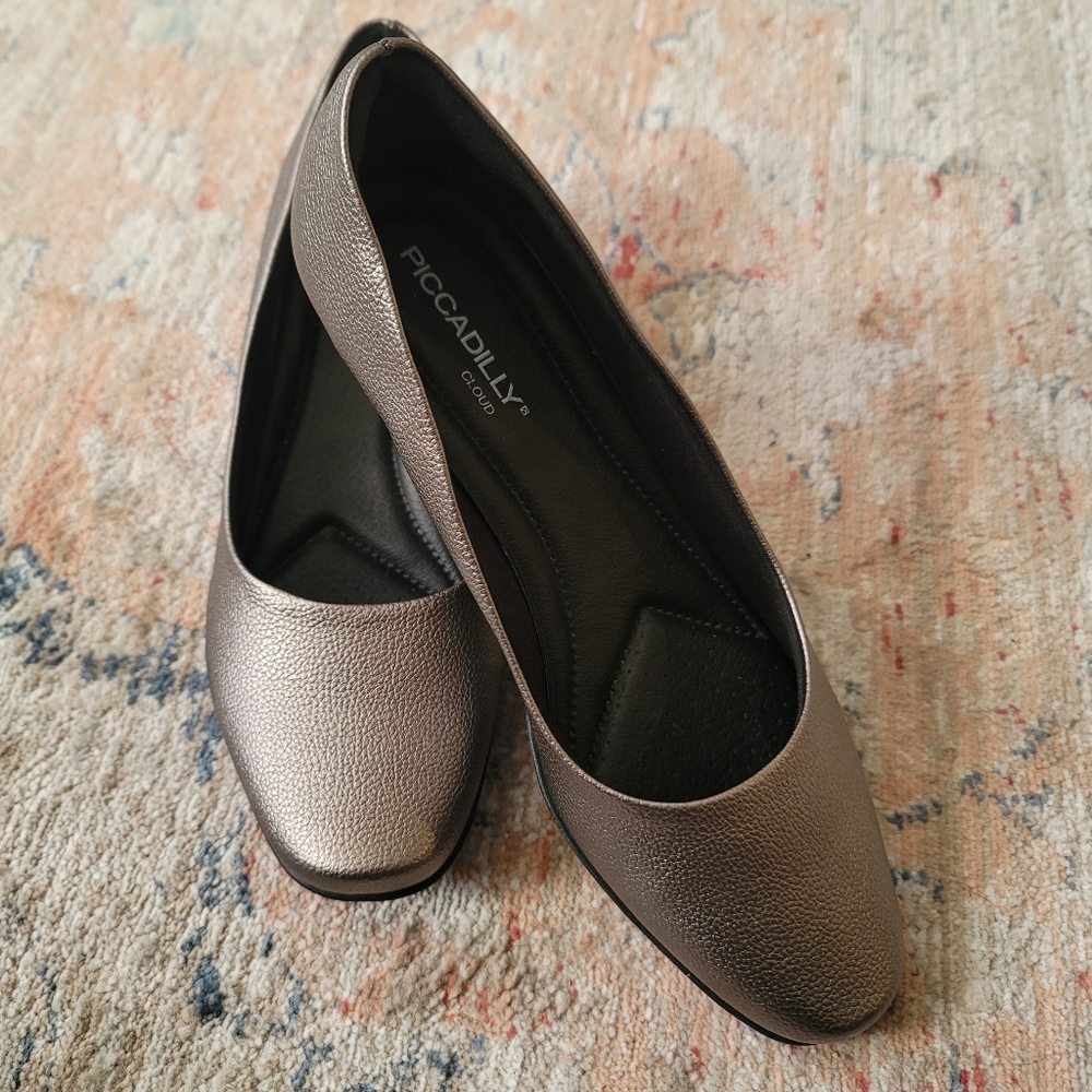 Piccadilly Cloud Silver Metallic Size US 8